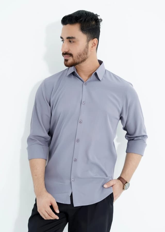 smart people wearing ASH COLOR